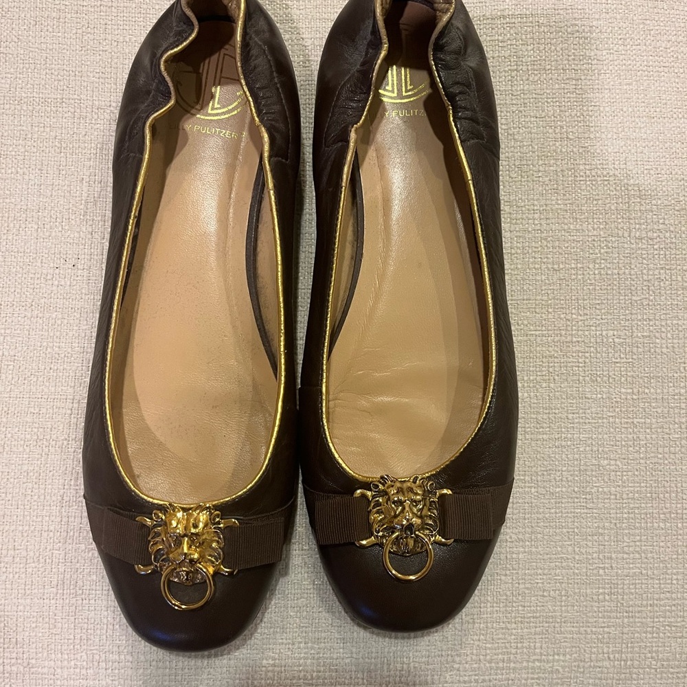 Lilly Pulitzer Gold and Brown Loafers with Classic Design like new